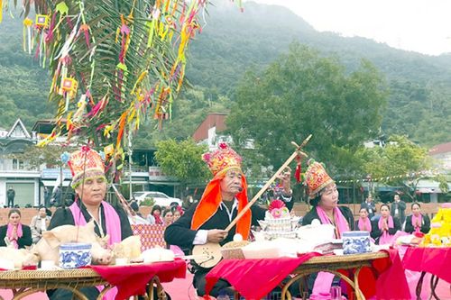 Nghệ nhân - người níu giữ hồn văn hóa của dân tộc