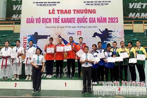 Đoàn Lạng Sơn đoạt 5 huy chương tại giải vô địch trẻ Karate quốc gia năm 2023