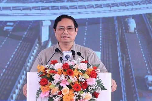 Thủ tướng phát lệnh khởi công 3 dự án giao thông quan trọng
