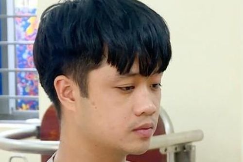 Bắt đối tượng dùng bình xịt hơi cay tấn công chủ tiệm vàng để cướp