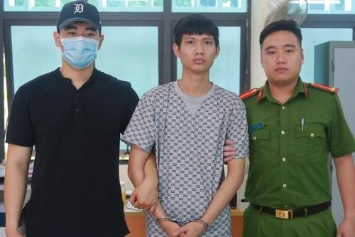 'Sói hoang' cùng đồng bọn cướp giật, di chuyển trốn hàng nghìn cây số