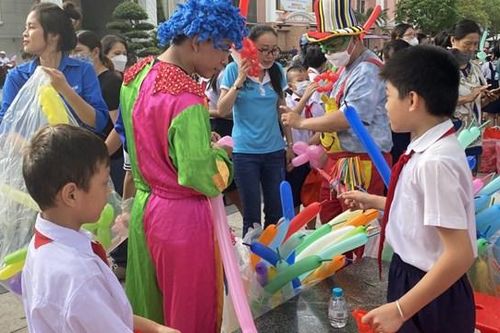 Dịch vụ giáo dục cho con em lao động di cư: Còn nhiều khoảng trống
