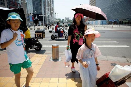 Vì sao Bắc Kinh khuyến cáo cư dân ở trong nhà