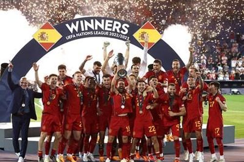 Tin bóng đá hôm nay (19-6): Tây Ban Nha vô địch Nations League, MU mua Mbappe