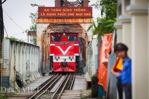 'Foodtour' đông khách, đường sắt chạy thêm tàu tuyến Hà Nội - Hải Phòng