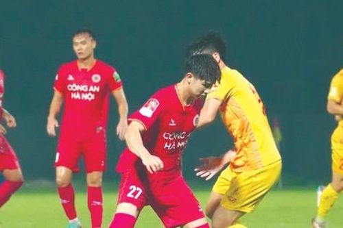 V-League nghỉ vì đội tuyển trẻ: Nên hay không?