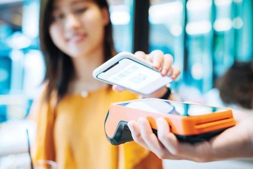 Tin tức kinh tế ngày 19/6: Giao dịch thanh toán không dùng tiền mặt tăng hơn 50%