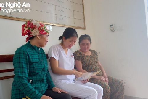 Những bất cập trong phụ cấp ưu đãi cho cán bộ dân số theo Nghị định 05