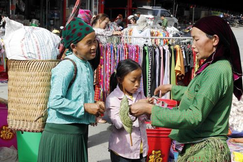 Độc đáo văn hóa chợ phiên Mèo Vạc vùng cao Hà Giang