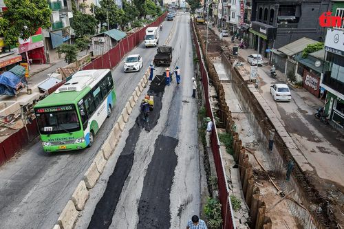 Hà Nội: Gấp rút vá đường Âu Cơ, đảm bảo an toàn giao thông
