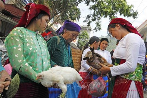 Độc đáo văn hóa chợ phiên Mèo Vạc