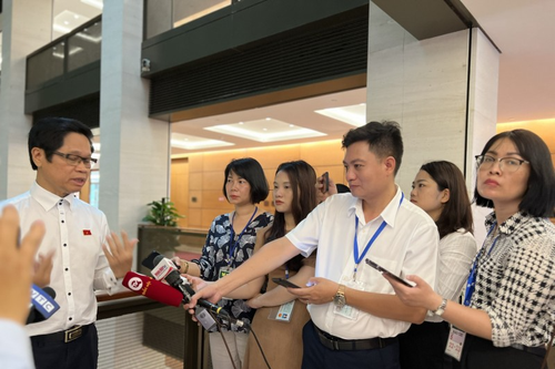 Đại biểu Bùi Hoài Sơn: Báo chí là sản phẩm 'đặc biệt' trong nền kinh tế thị trường