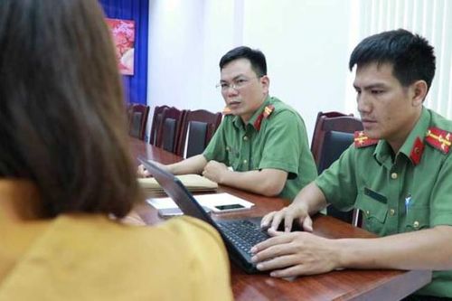 Mất hàng tỷ đồng vì đầu tư vé phim trên app