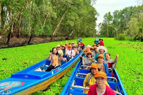 Trà Sư - cảnh sắc thiên nhiên muôn màu