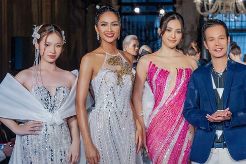 Mẫu nhí 14 tuổi Bảo Hà trình diễn cùng H'Hen Niê, Tiểu Vy trong show thời trang