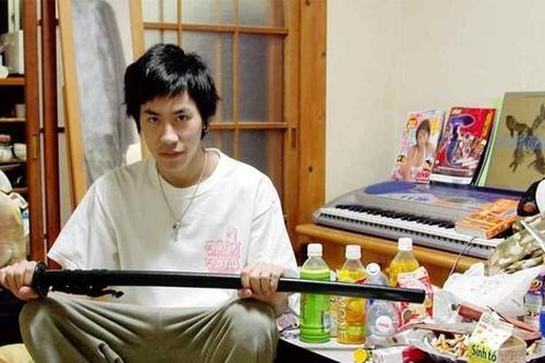 Xu hướng sống cô lập khỏi xã hội Hikikomori bắt nguồn từ Nhật Bản lan rộng ra thế giới