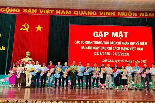 Đắk Lắk: Công an tỉnh gặp mặt báo chí