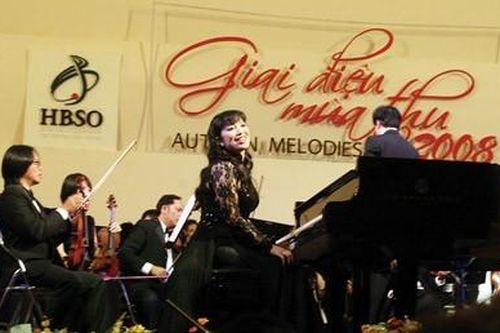 Nghệ sĩ piano Nguyễn Bích Trà tái ngộ khán giả TPHCM