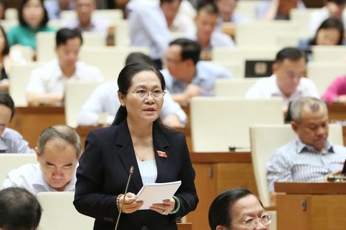 Chia sẻ lợi ích với đồng bào thượng nguồn để bảo vệ nguồn nước