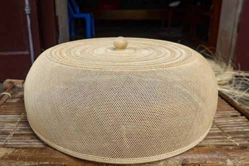 Chuyện về chiếc lồng bàn giá 30 triệu đồng được đại gia săn đón