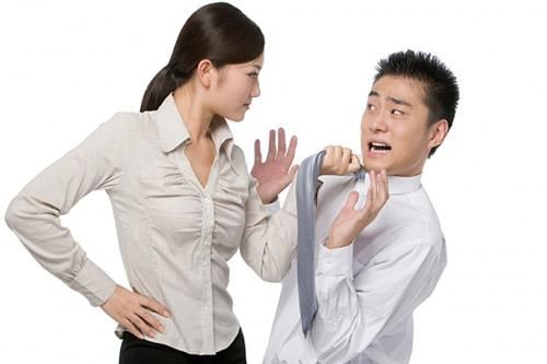 Tại sao đàn ông sợ bị phụ nữ kiểm soát?