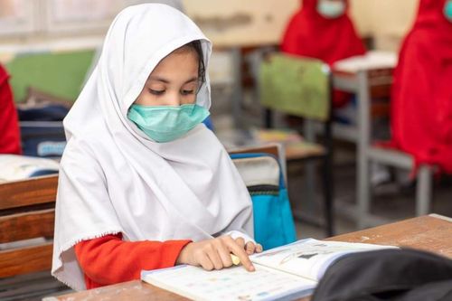 Giáo viên Pakistan bị nợ lương