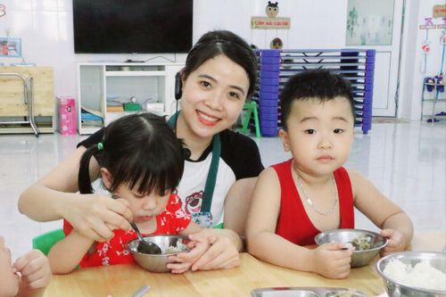 Hành trang 'lạ' đến lớp mùa nắng nóng