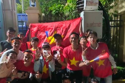 Thân thương tình Việt ở Campuchia