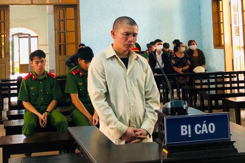 Đánh trọng thương người khác vì nhớ lại mâu thuẫn trước đó