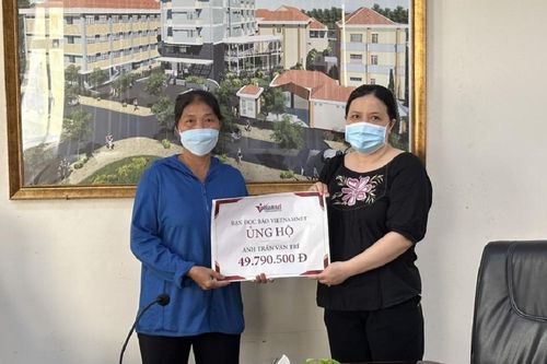 Mẹ đơn thân cảm ơn bạn đọc hảo tâm đã cưu mang con mình
