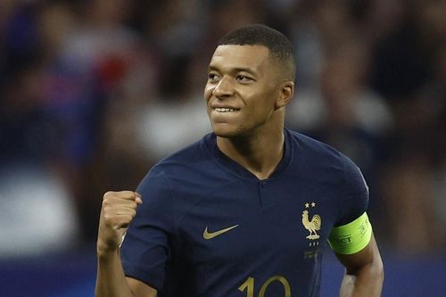 Mbappe lập kỷ lục, Pháp thắng vất vả Hy Lạp