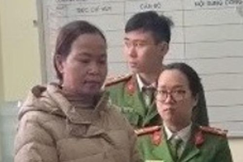 Cựu giáo viên 'nổ' có quan hệ rộng để lừa đảo chiếm đoạt hàng trăm triệu đồng