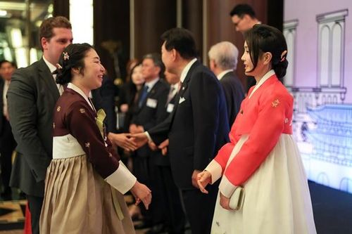 Tổng thống Hàn Quốc vận động giành quyền đăng cai World Expo 2023