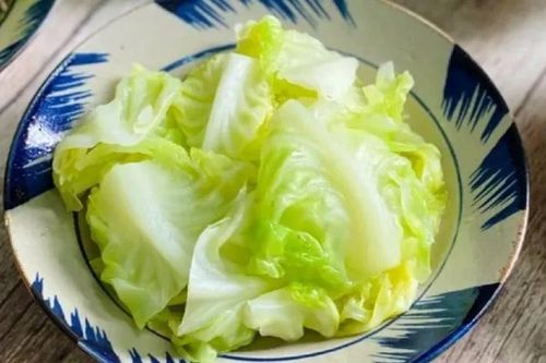 Luộc bắp cải chỉ bỏ nước lạnh là chưa đủ: Làm theo cách này rau giòn sần sật, ngọt nước giữ nguyên dinh dưỡng