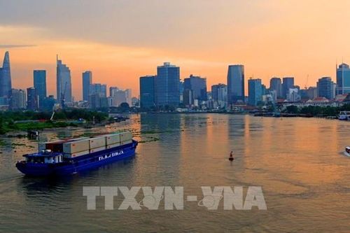 Tạo đòn bẩy cho đầu tàu kinh tế Tp.Hồ Chí Minh tăng tốc - Bài 4: Bồi đắp các nguồn lực phát triển mới