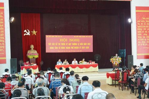 Cử tri các xã, phường phía Nam thành phố Lào Cai quan tâm đến đầu tư xây dựng hạ tầng, cơ sở vật chất khu dân cư