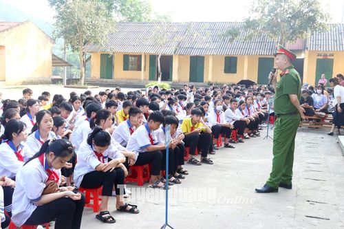 Cảnh báo tình trạng thanh thiếu niên hành xử côn đồ