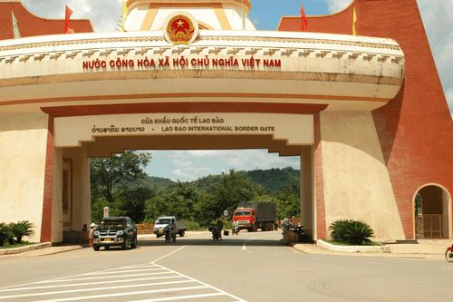 Hoàn thiện Đề án xây dựng Khu kinh tế thương mại xuyên biên giới chung Lao Bảo - Đensavẳn