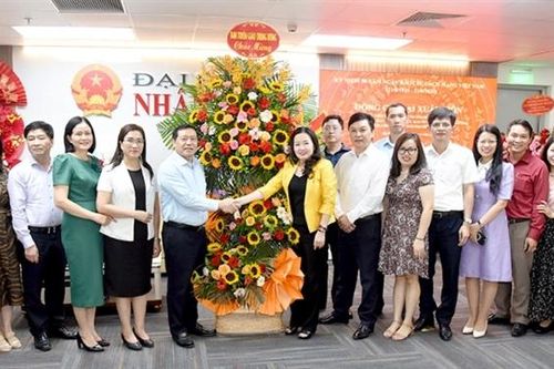 Lãnh đạo Ban Tuyên giáo Trung ương thăm, chúc mừng Báo Đại biểu Nhân dân