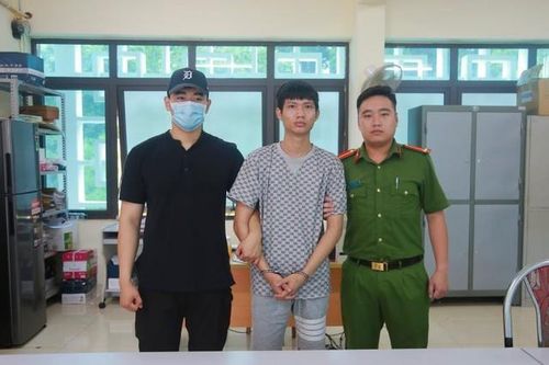 Bắt đối tượng cướp tài sản lẩn trốn truy nã đến khu vực biên giới