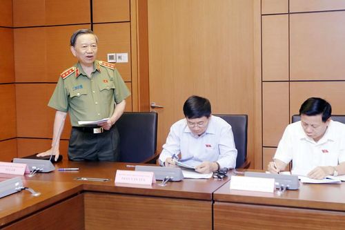 Bộ trưởng Bộ Công an: Cần có thêm lực lượng hỗ trợ Công an ở cơ sở
