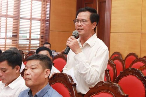 Cử tri quận Tây Hồ quan tâm xử lý vướng mắc trong công tác quản lý nhà chung cư