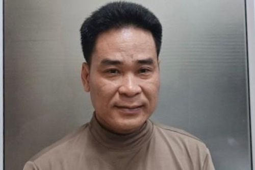 Chủ nhà hàng tổ chức xuất nhập cảnh trái phép, trốn truy nã đặc biệt