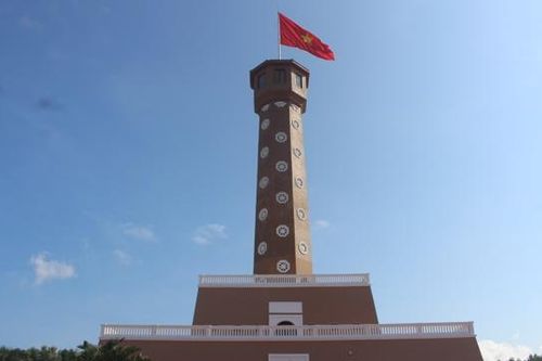 Biểu tượng Thủ đô nơi Đất Mũi Cà Mau