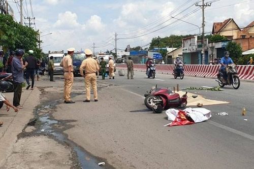 Tai nạn giao thông ngày 21/6/2023: Cô giáo tử vong ngay gần nhà