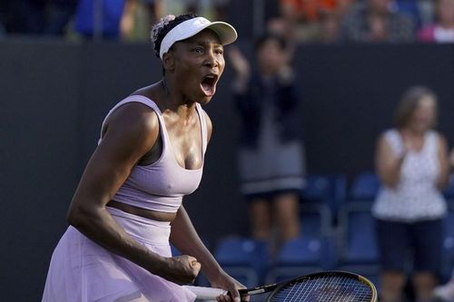 Venus Williams trở lại bùng nổ ở tuổi 43