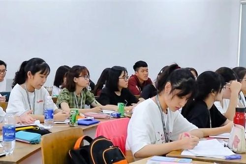 Bãi bỏ chương trình chất lượng cao