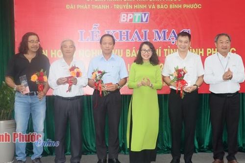 Khai mạc Liên hoan nghiệp vụ báo chí tỉnh Bình Phước lần thứ I