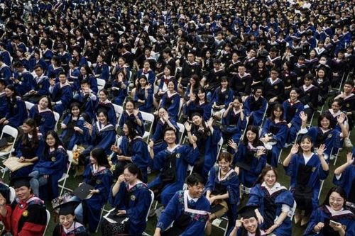 Trung Quốc: Tình trạng thất nghiệp của người trẻ ngày càng trầm trọng