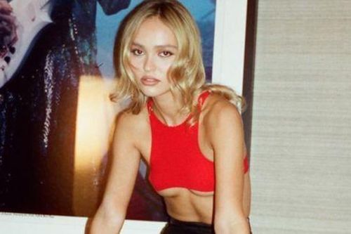 Bóc giá bộ đồ gây sóng gió cho Jennie (BlackPink) trong phim 18+